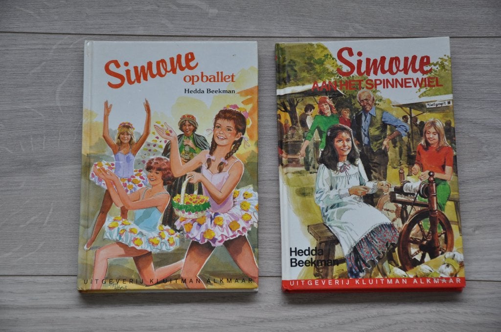 simone op ballet, simone aan het spinnenwiel, Boeken, Ophalen of Verzenden, Zo goed als nieuw, Hedda beekman, Fictie algemeen