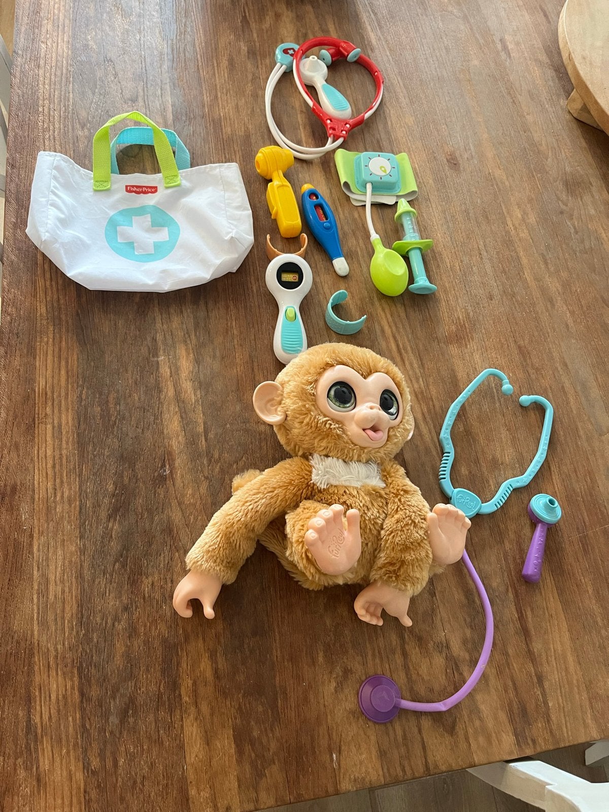 FurReal Friends Cuddles Aapje met Dokterset Fisher-Price, Ophalen, Gebruikt, Jongen of Meisje