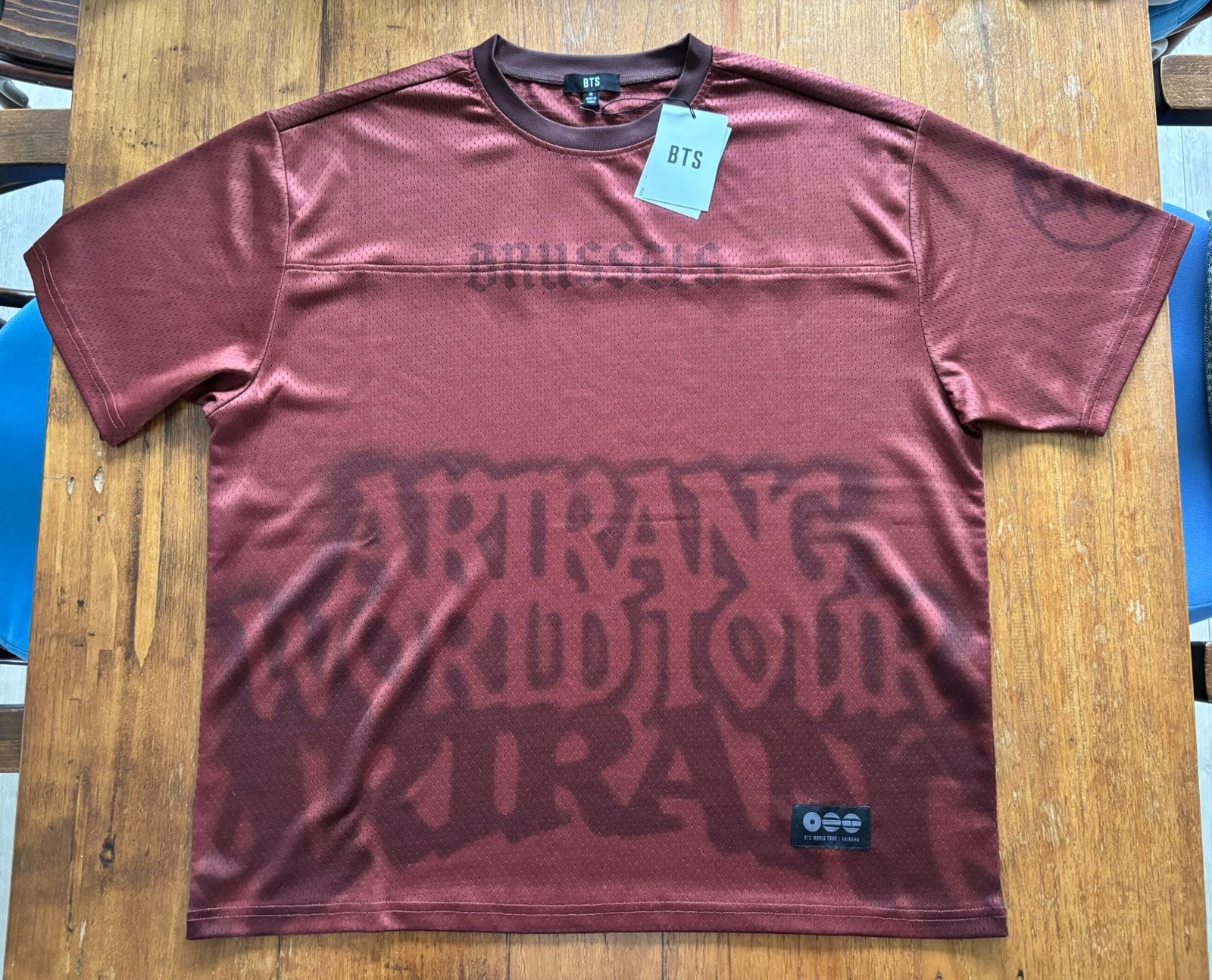 BTS ARIRANG World Tour Brussels Jersey M Official Nieuw, Ophalen of Verzenden, Zo goed als nieuw, Kleding