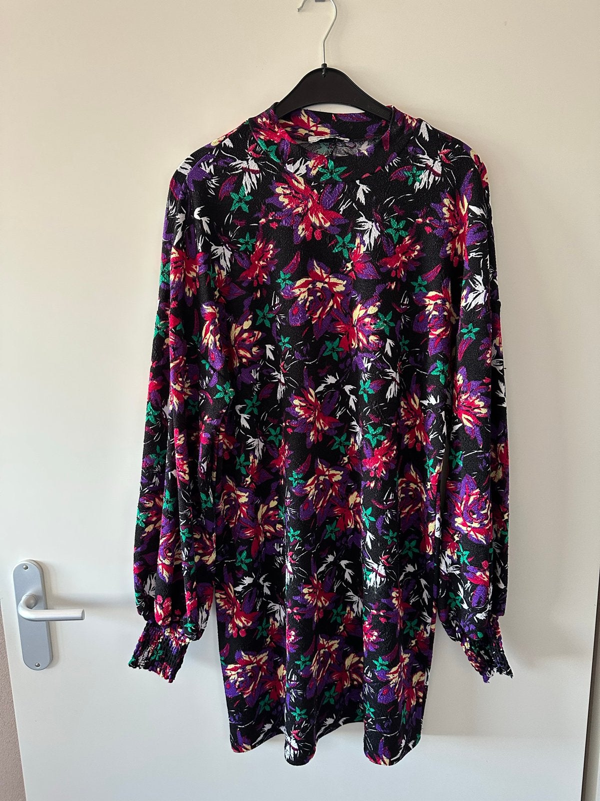 Zara Trafaluc Bloemenjurk Maat S/18, Kleding | Dames, Jurken, Meerkleurig, Ophalen of Verzenden, Zo goed als nieuw, Maat 36 (S)