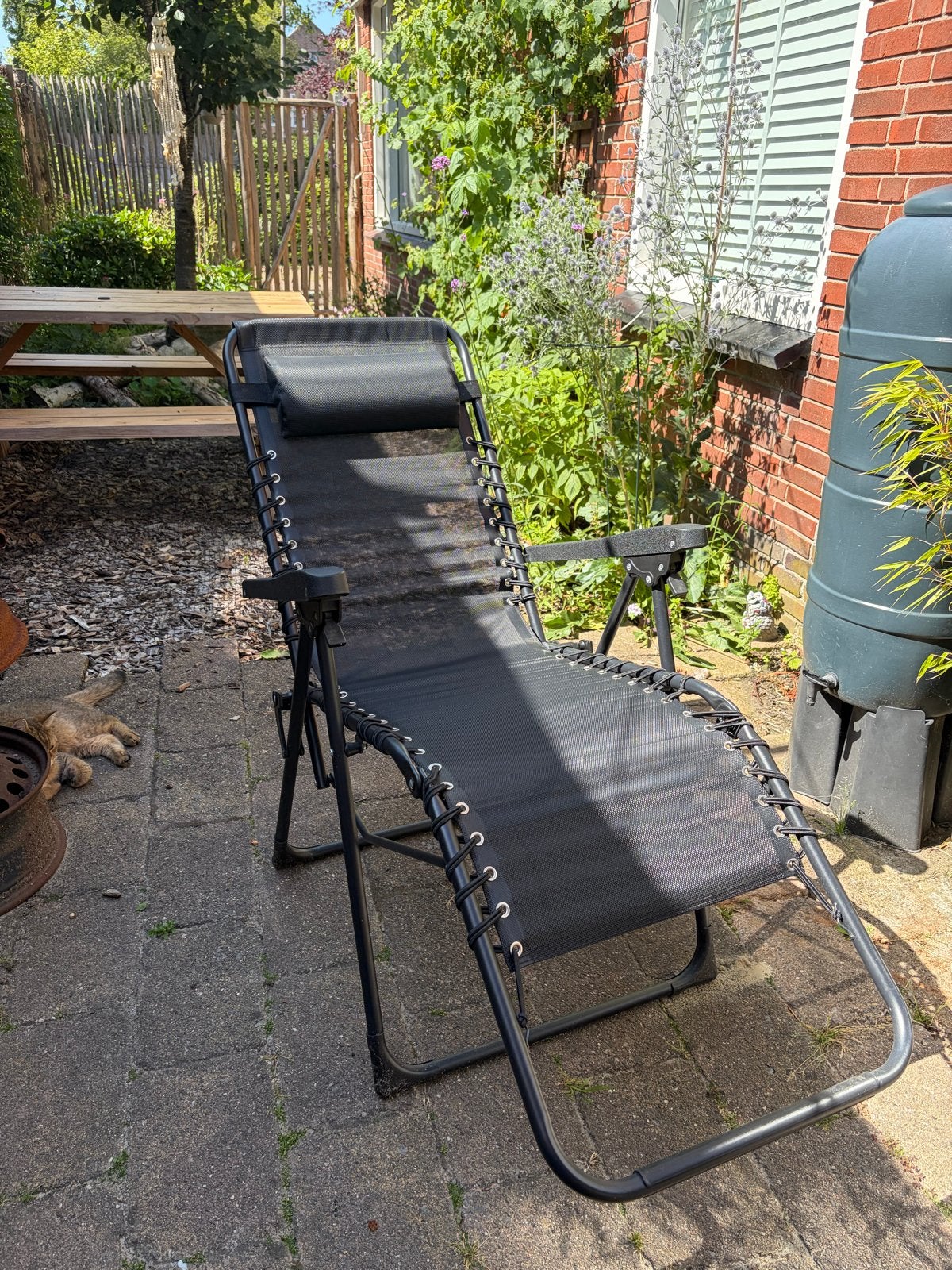 Twee Action tuinstoel ligstoelen, Tuin en Terras, Tuinstoelen, Ophalen, Gebruikt, Metaal, Inklapbaar