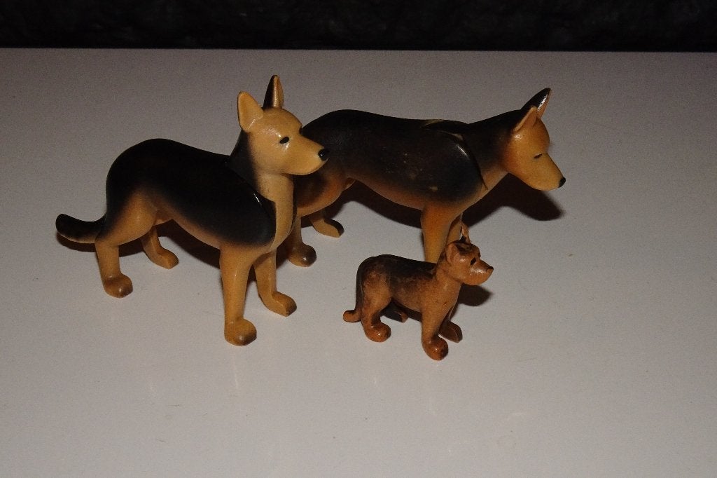 12 - Duitse herders honden (2 sets), Kinderen en Baby's, Ophalen of Verzenden