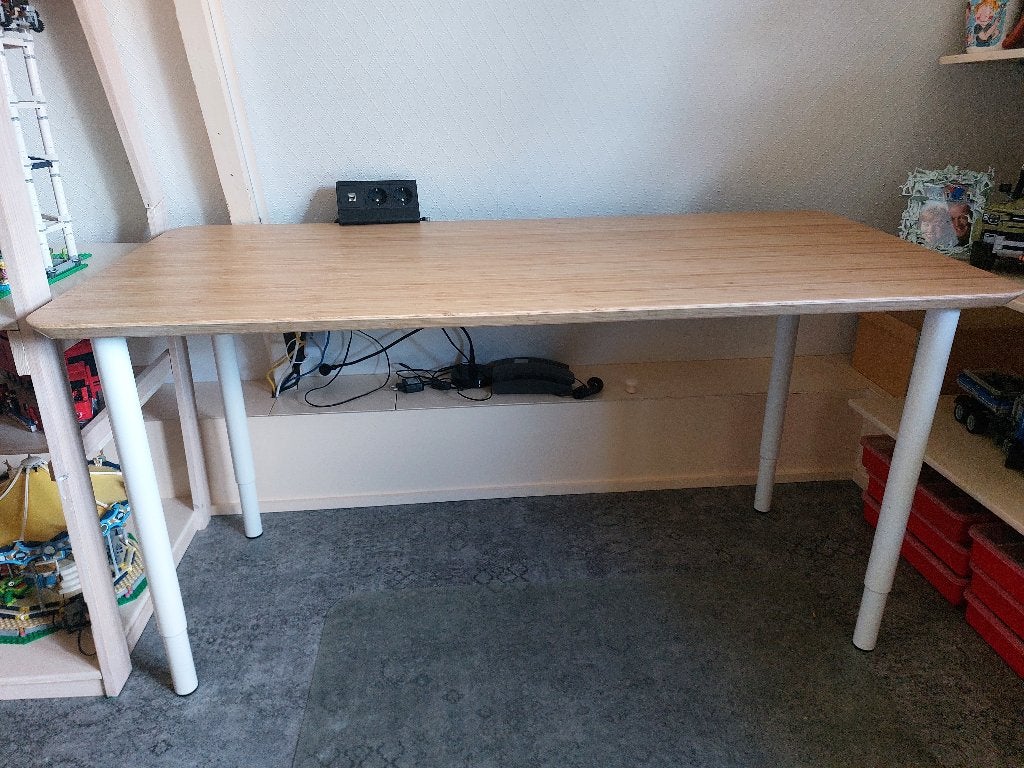 Bamboe bureau, Huis en Inrichting, Bureaus, Ophalen, Scandinavisch, 65 cm, Zo goed als nieuw