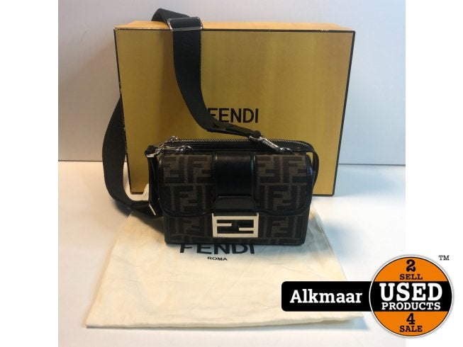 Fendi Baquette Brown FF Jacquard Fabric + Factuur | Zeer Net, Flex Ltd., Zo goed als nieuw, https://flex.com/contact-us, Nobelstraat 10, 5807 GA Oostrum LB, Limburg, Nederland