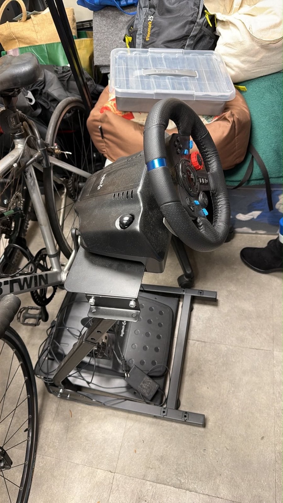 Logitech G29 racestuur met pedalen en stand, Ophalen, Overige merken, Zo goed als nieuw