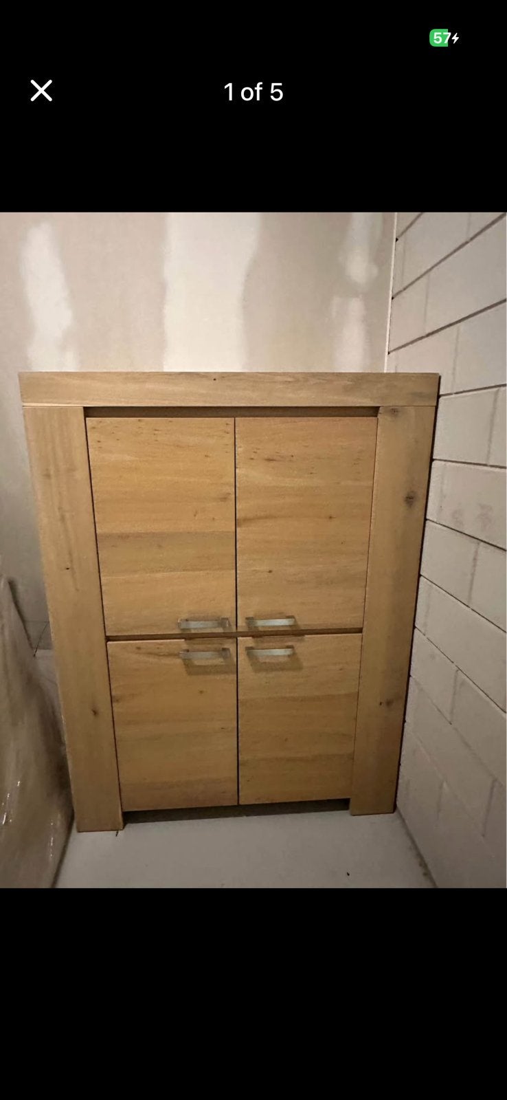 Large solid wood sideboard, Ophalen, Zo goed als nieuw
