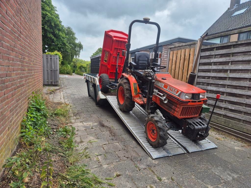 Kubota B1750 Compact Tractor met kieper en kulh, Overige merken, Gebruikt, Tot 2500, Ophalen of Verzenden