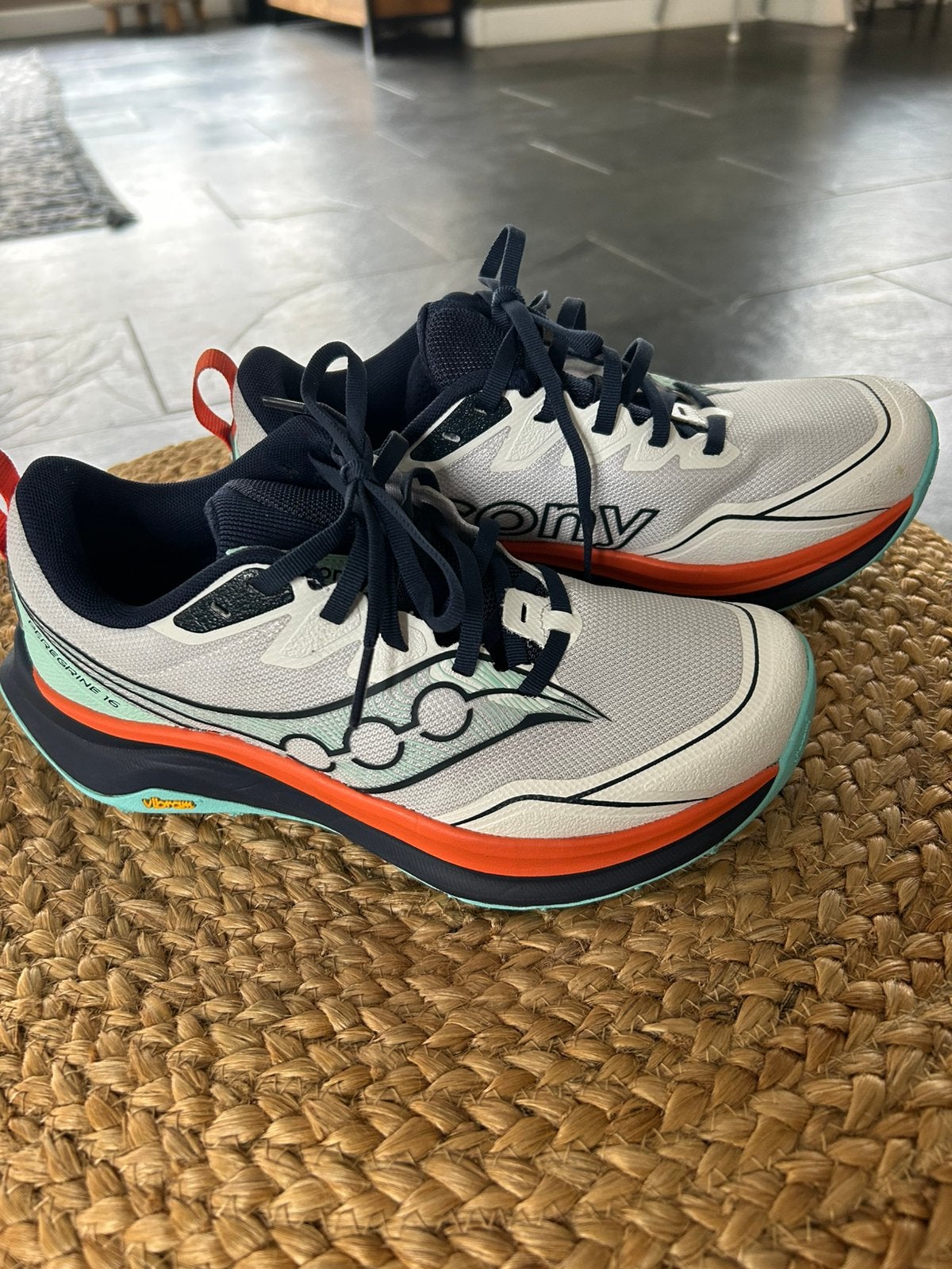 Saucony Peregrine trail schoenen maat 38,5, Sport en Fitness, Loopsport en Atletiek, Ophalen of Verzenden, Zo goed als nieuw, Hardloopschoenen