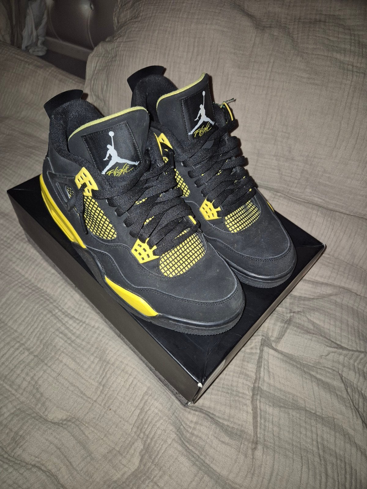 Air Jordan 4 Retro Thunder - Maat 45, Zwart, Ophalen of Verzenden, Nike Air Jordan, Sneakers of Gympen