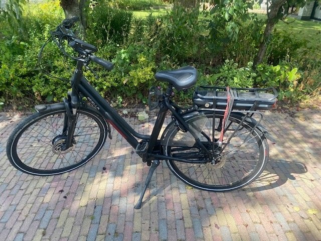 Electrische fiets, merk Stella Vicenza Black, Gebruikt, 47 tot 51 cm, 50 km per accu of meer, Ophalen