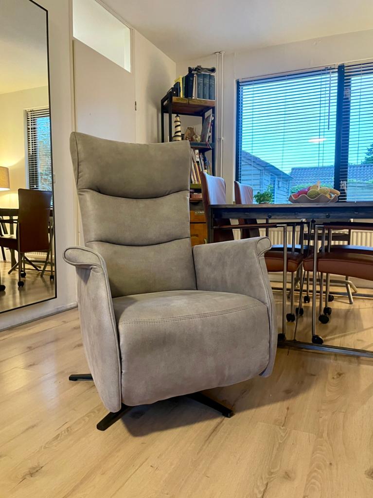 RelaxFauteuil Prominent Sta-Op Accu ZGAN!!! Nieuwprijs €5650, Leer, Ophalen of Verzenden, Zo goed als nieuw, Prominent Design Kwaliteit Comfort ZGAN!!!