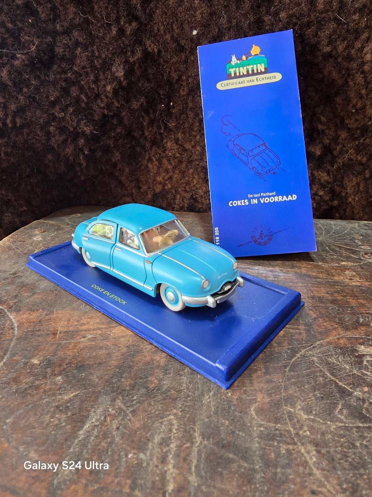 C27> Panhard Dyna Z-taxi  Kuifje-album Cokes op voorraad, Ophalen of Verzenden