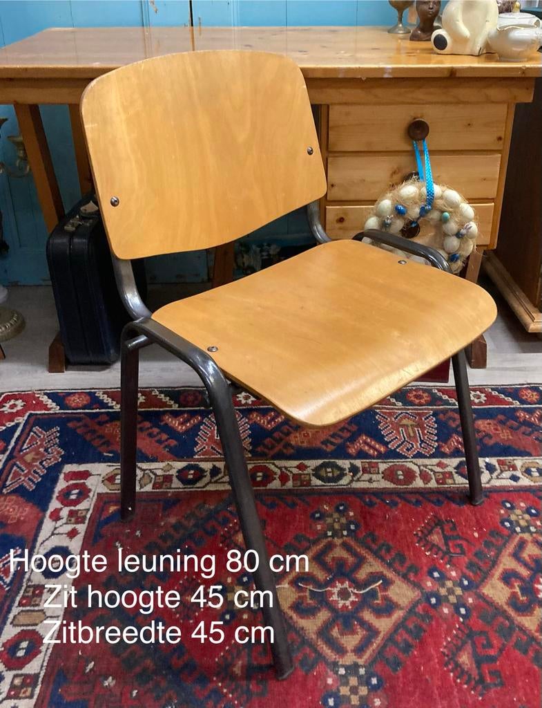 Vintage houten school of kantine stoelen, Huis en Inrichting, Stoelen, Ophalen, Zo goed als nieuw, Bruin