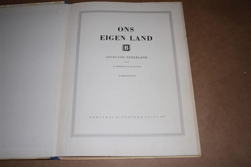 Ons eigen land B. Atlas van Nederland. 1956., Boeken, Gelezen, Ophalen of Verzenden, Landkaart, 1800 tot 2000