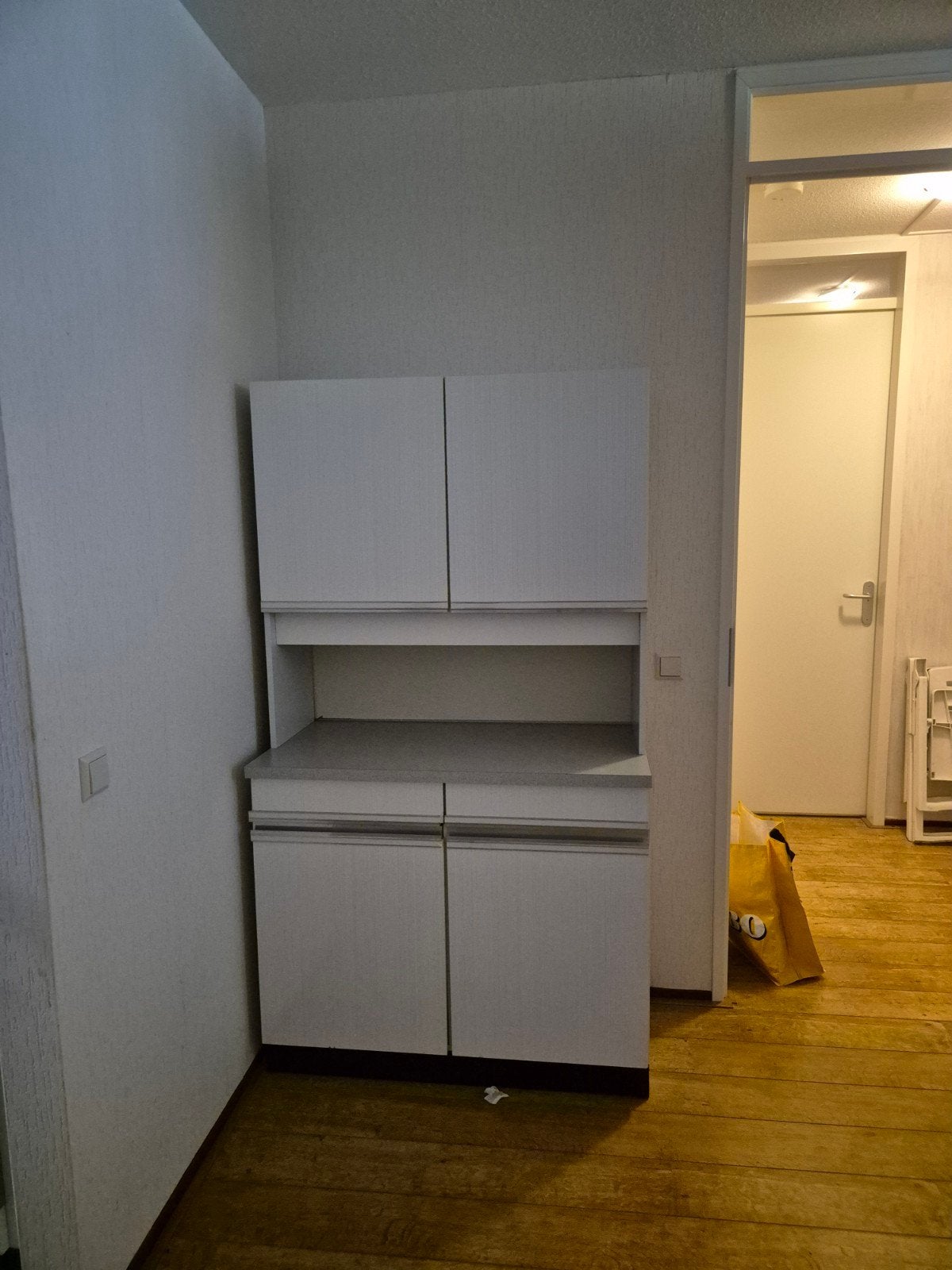 Buffetkast gratis, Ophalen, Gebruikt, 25 tot 50 cm, 200 cm of meer