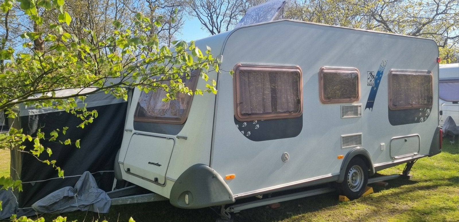 Caravan Knaus Eurostar met complete inboedel NETTE STAAT!, Particulier