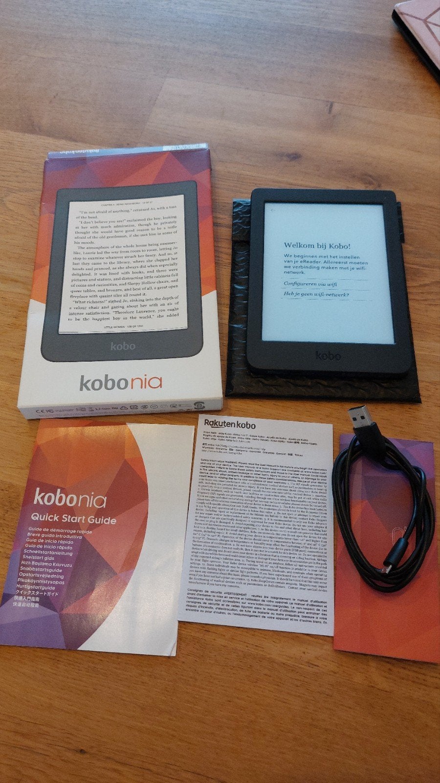 Kobo Nia e-reader, Computers en Software, E-readers, Zo goed als nieuw, 6 inch of minder, 8 GB, Ophalen of Verzenden