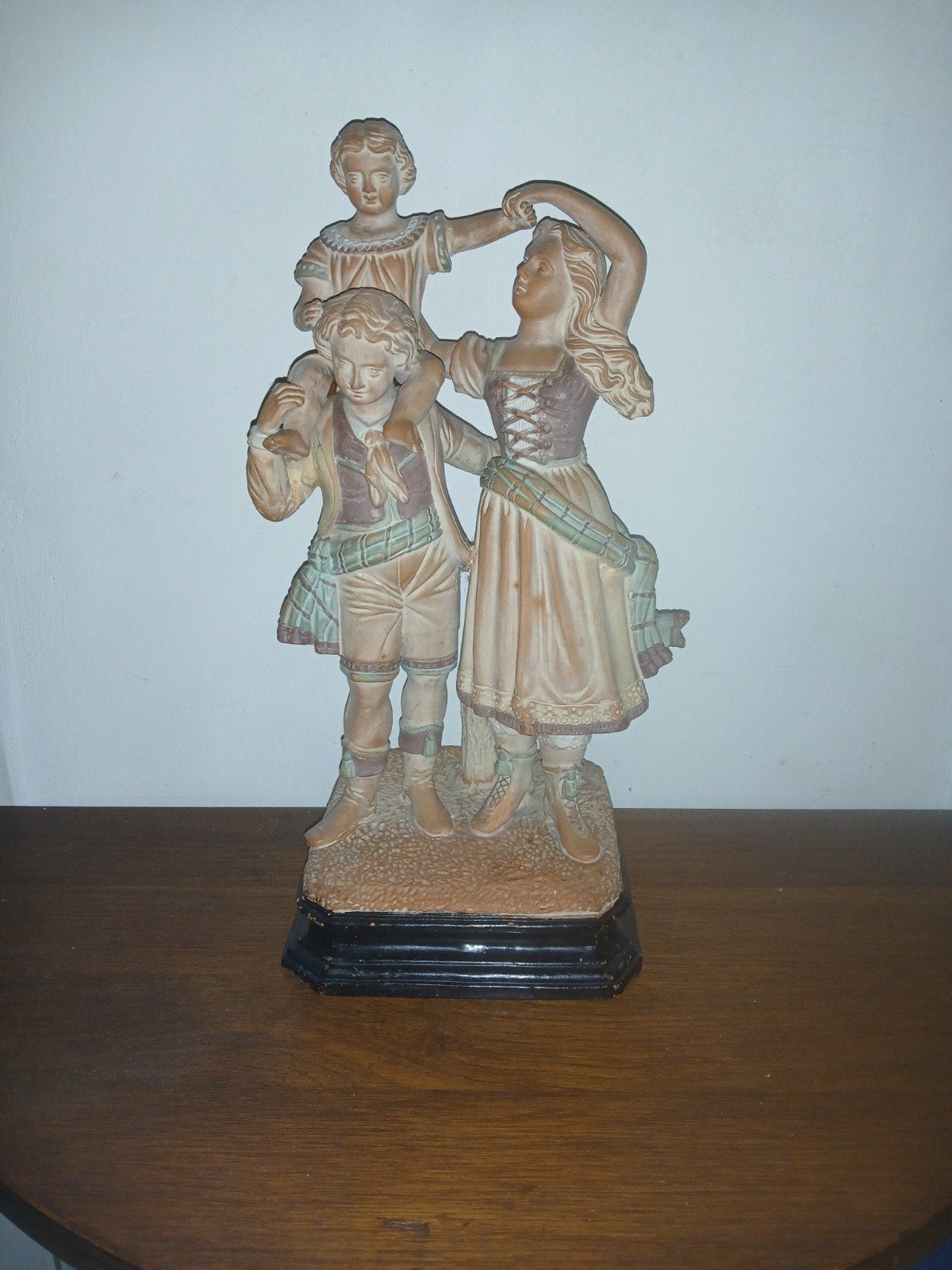Vintage beeld van spelende kinderen, Ophalen, Groep mensen, 20 - 50 cm, Steen of Keramiek
