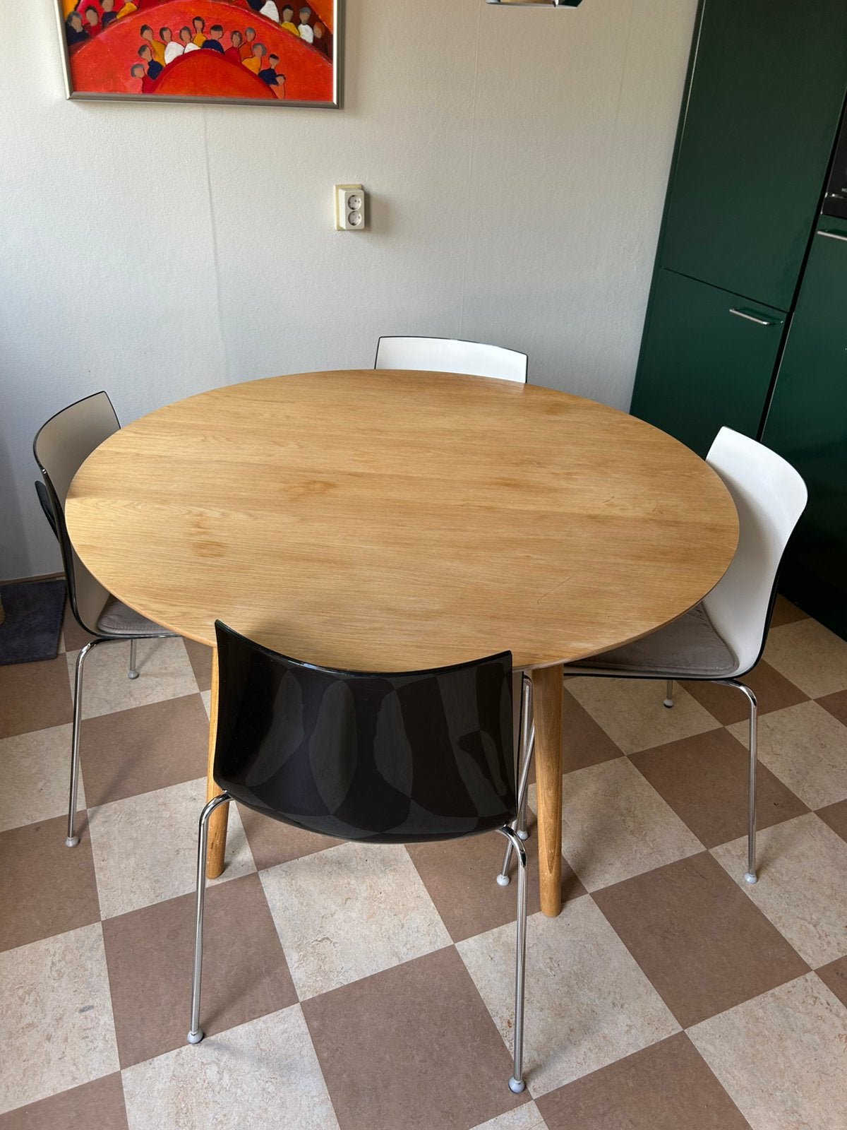 4 Gispen design stoelen – wit/zwart – chroom onderstel, Huis en Inrichting, Tafels | Eettafels, Ophalen, Kunststof, 50 tot 100 cm