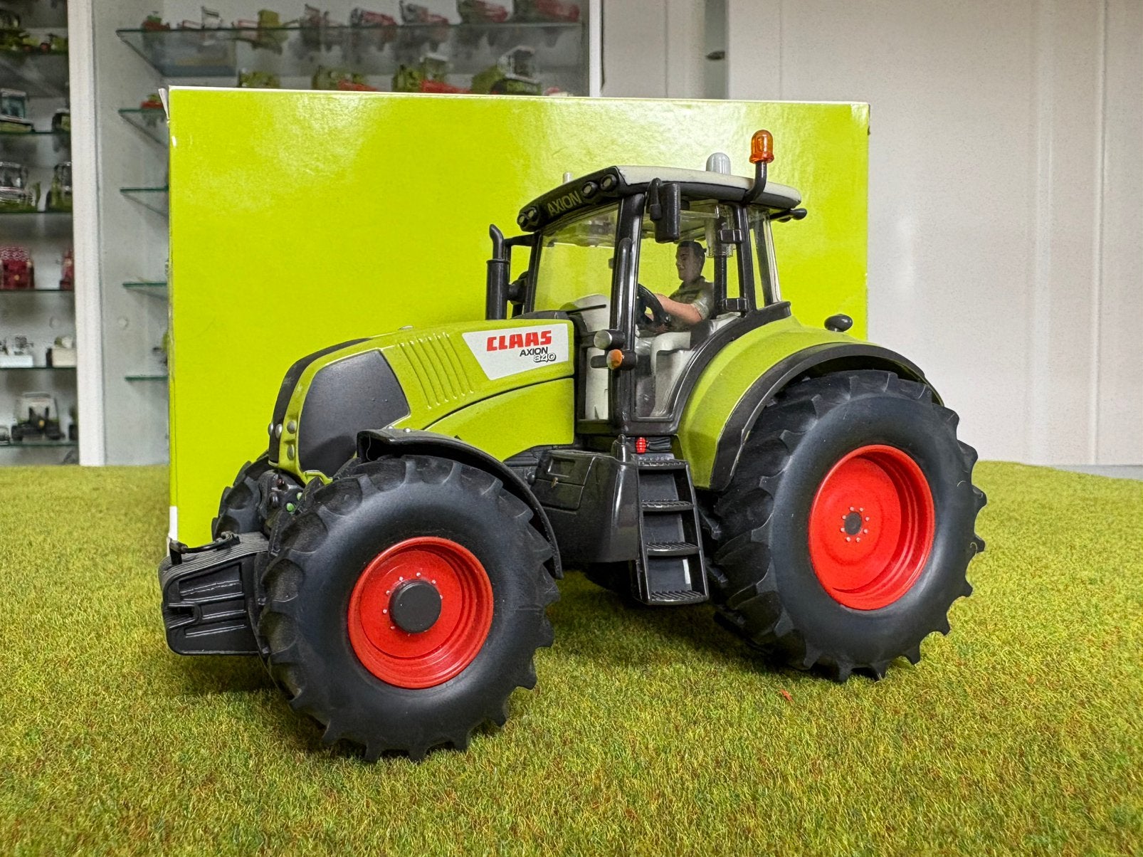 Claas axion 840 siku, Ophalen of Verzenden, Zo goed als nieuw, Tractor of Landbouw, SIKU