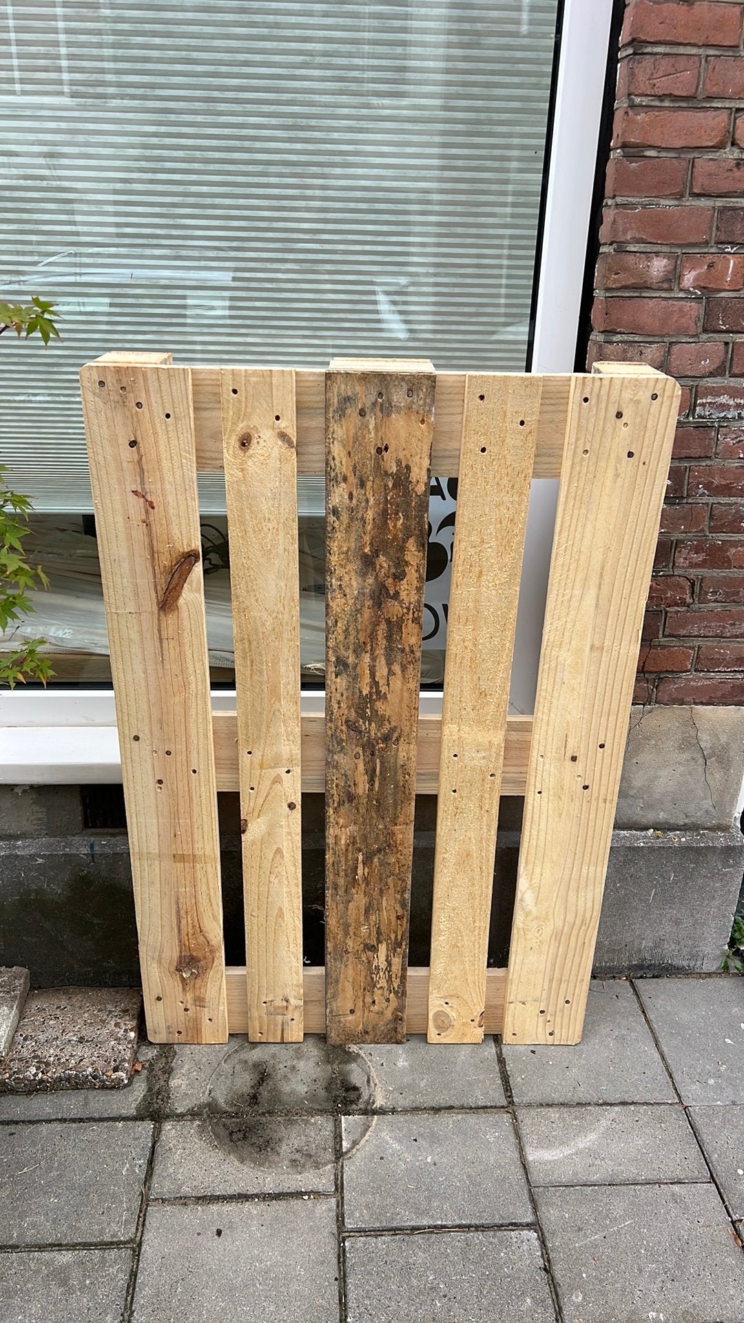Gratis pallet op te halen, Doe-het-zelf en Verbouw, Hout en Planken, Ophalen, Zo goed als nieuw, 50 mm of meer, Minder dan 200 cm