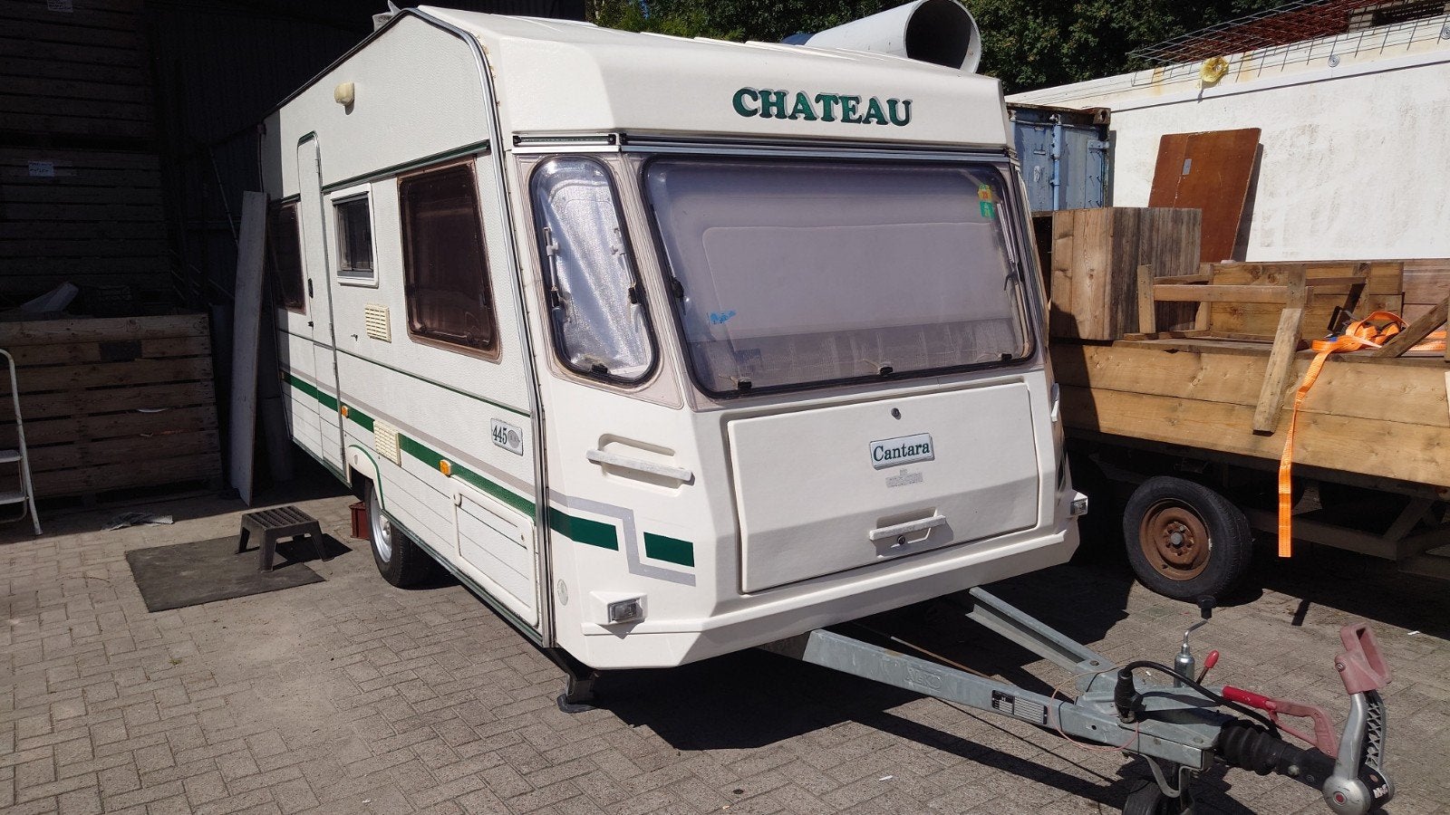Chateau  Cantara caravan., Caravans en Kamperen, Dwarsbed, Particulier, Koelkast, Tot en met 4