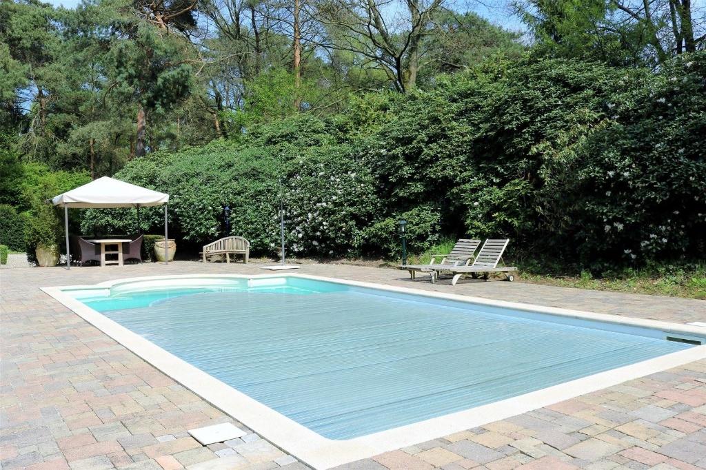 Aquadeck Solar lamellendek 10*5*1,5m + 10 reserve, Tuin en Terras, Ophalen, Zo goed als nieuw, Verwarming