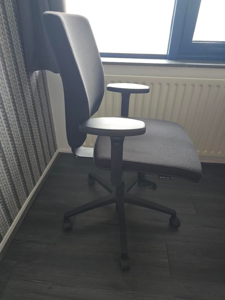 Ergonomische bureaustoel Drisag - Comfortabel & Verstelbaar, Huis en Inrichting, Bureaustoelen, Ophalen, Zo goed als nieuw, Grijs