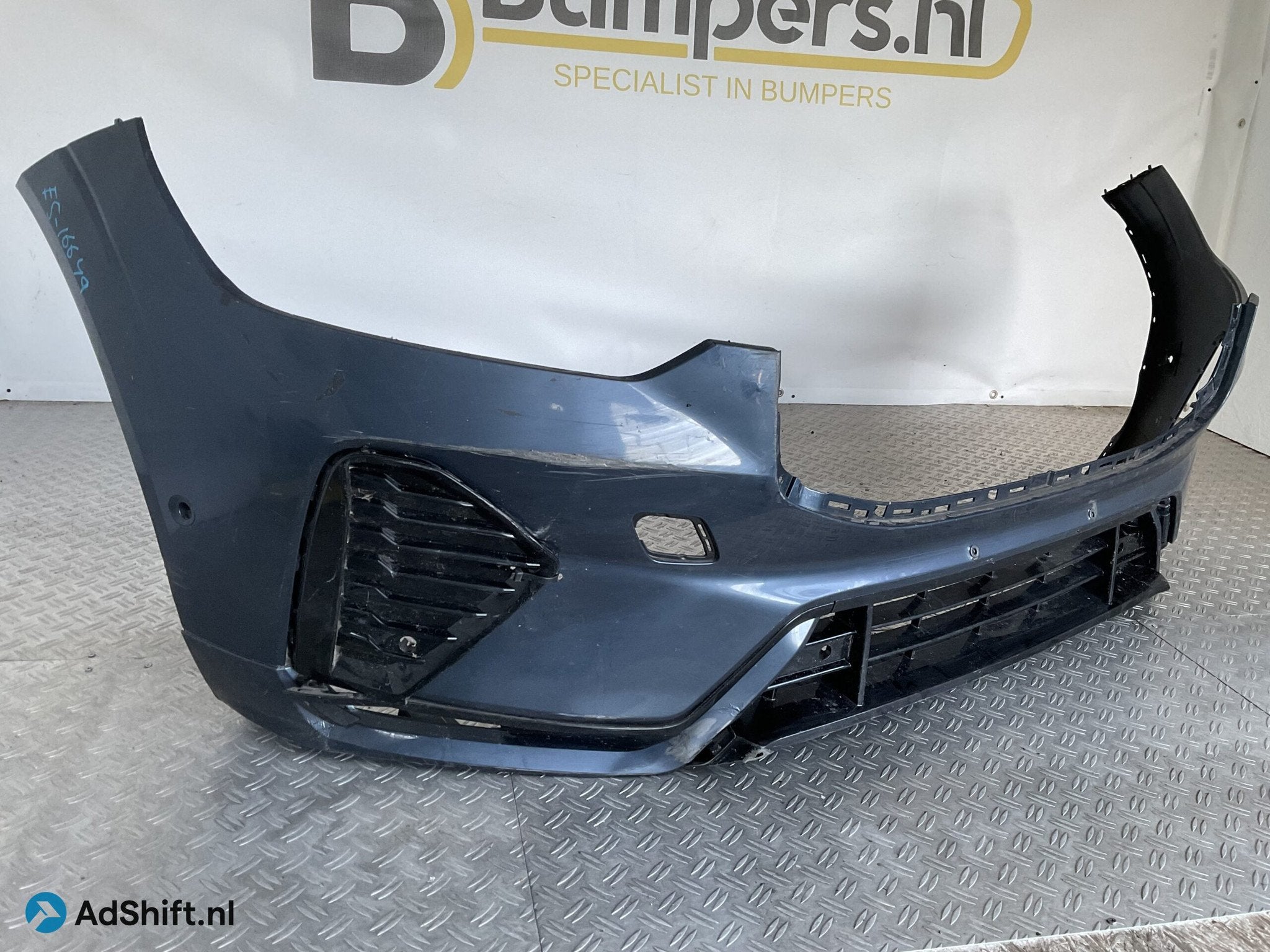 Bumper Volvo XC60 XC-60 R-Design Rdesign Facelift 21- 322349, Bumper