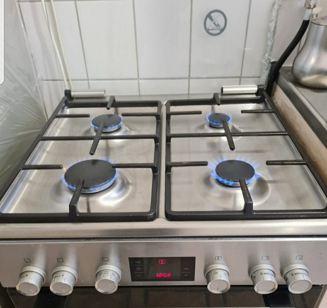 Bosch gasfornuis RVS zo goed als nieuw, Zo goed als nieuw, Gas, Vrijstaand, 85 tot 90 cm