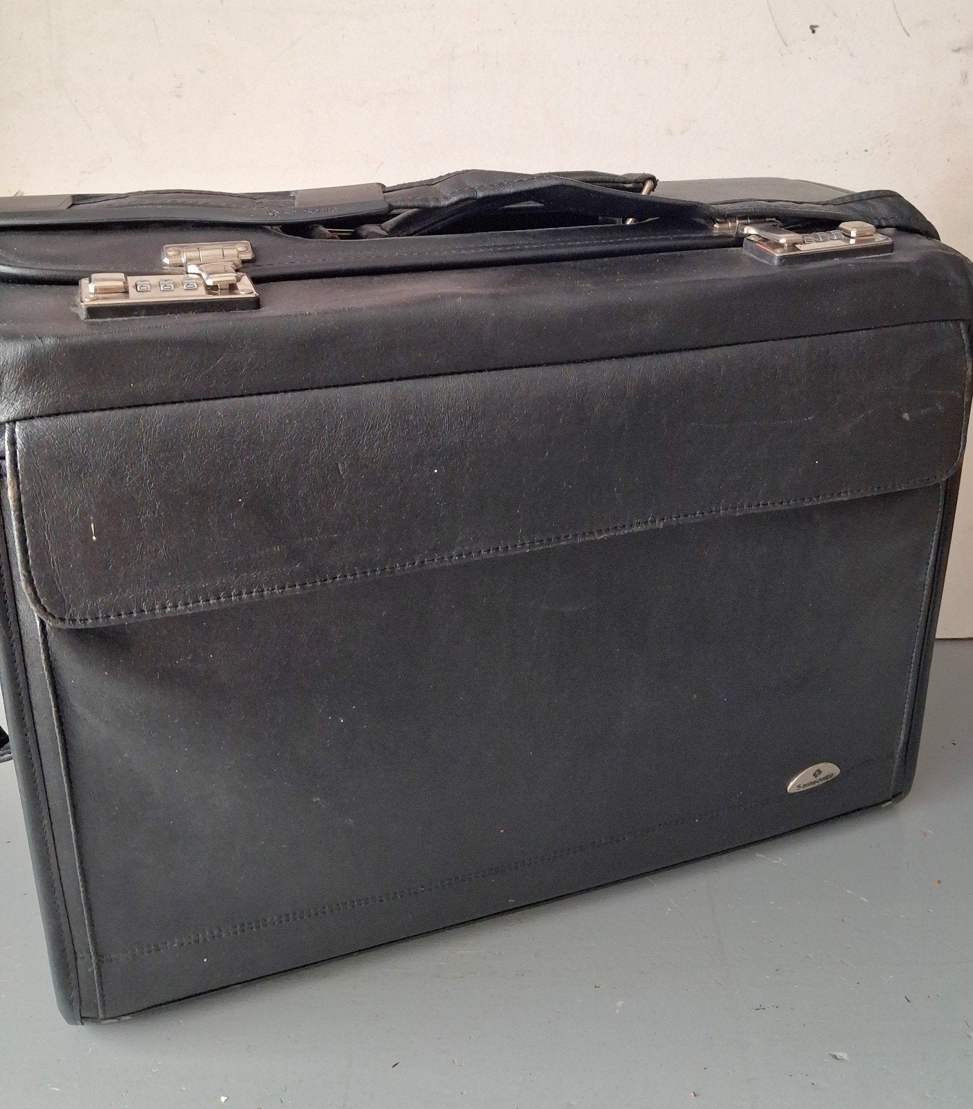 Samsonite Pilotenkoffer Cijferslot en Schouderband, 40 tot 60 cm, Gebruikt, 20 tot 30 cm, Zwart