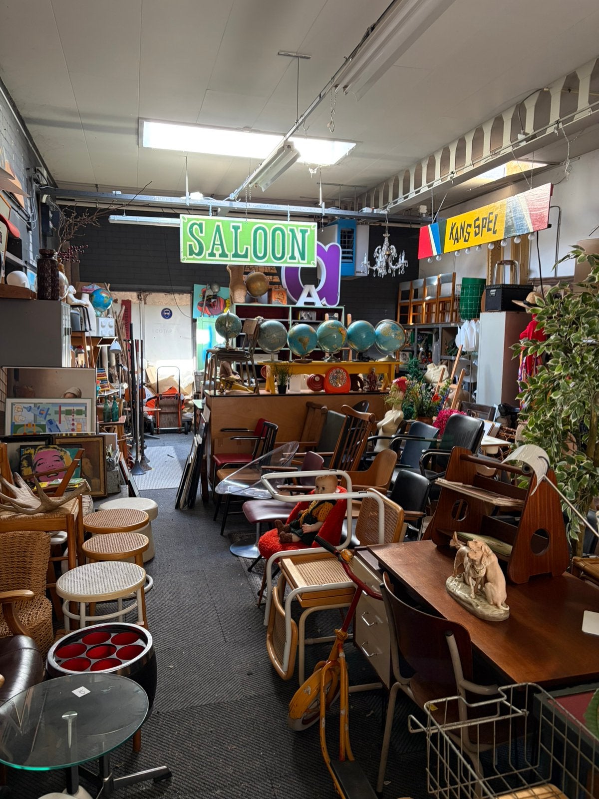Leegverkoop bij KEET 63 Boxtel / vintage-retro-industrieel, Ophalen