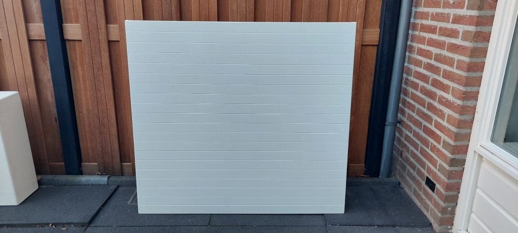 Strakke witte Sentimo radiatorombouw 100x110 cm, Ophalen, 500 tot 800 watt, Radiator, Zo goed als nieuw