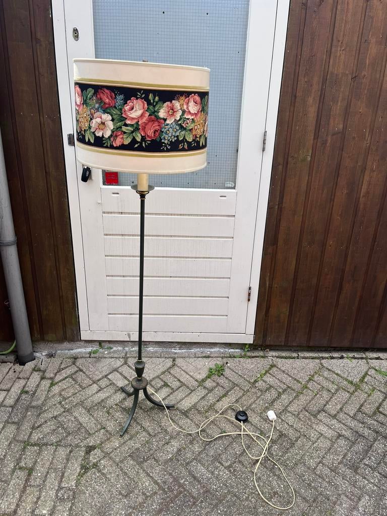 Antieke vloerlamp engels, Ophalen, Zo goed als nieuw, 150 tot 200 cm