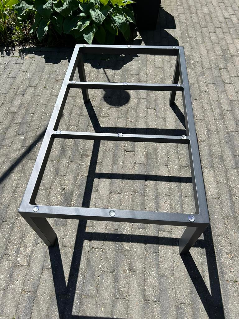 Gratis Tuintafel salonmodel (zonder glasplaat), Ophalen of Verzenden, Zo goed als nieuw, Rechthoekig, Aluminium