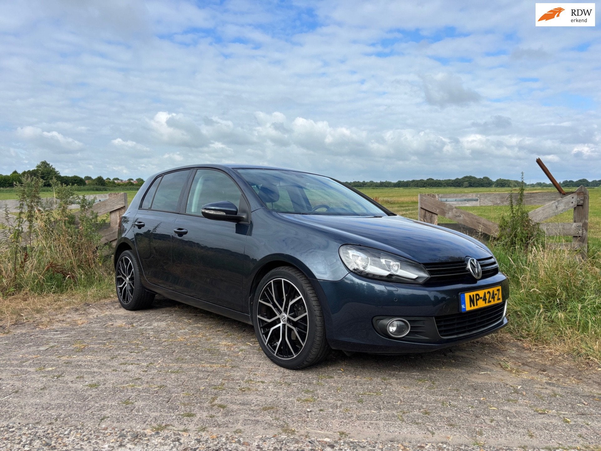 Volkswagen Golf 1.4 TSI Highline AUTOMAAT, Euro 5, Gebruikt, Parkeersensor, 4 cilinders