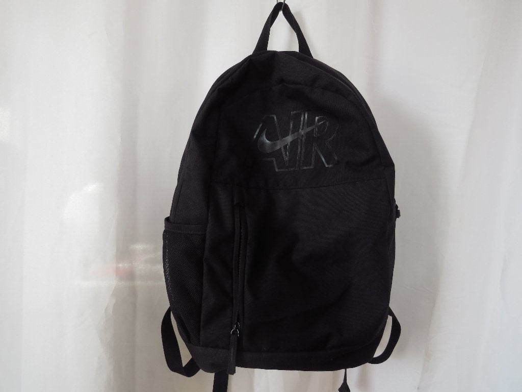 zwart simpele rugtas van nike Air, Overige merken, Gebruikt, 25 tot 40 cm, Ophalen of Verzenden