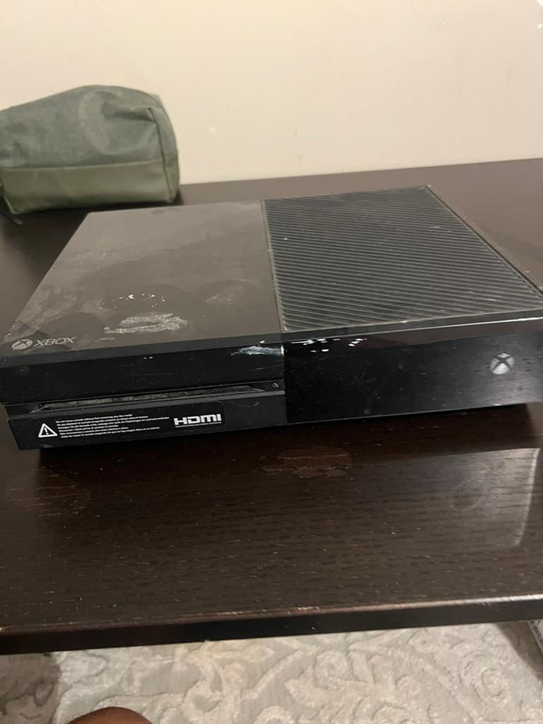 Xbox One met camera (defect), Spelcomputers en Games, Spelcomputers | Xbox Original, Ophalen of Verzenden, Zonder controller