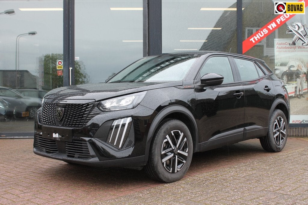 Peugeot 2008 1.2 Hybrid 136 Style Cruise/Lmv/Automaat!, 1272 kg, Gebruikt, 1199 cc, Zwart