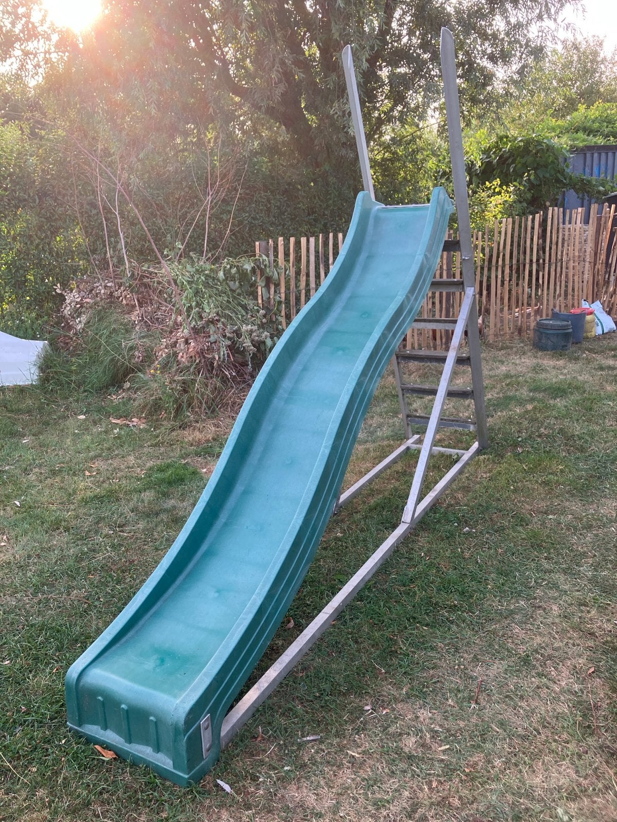 Grote glijbaan met stevig frame en trap, Ophalen, Gebruikt, Glijbaan