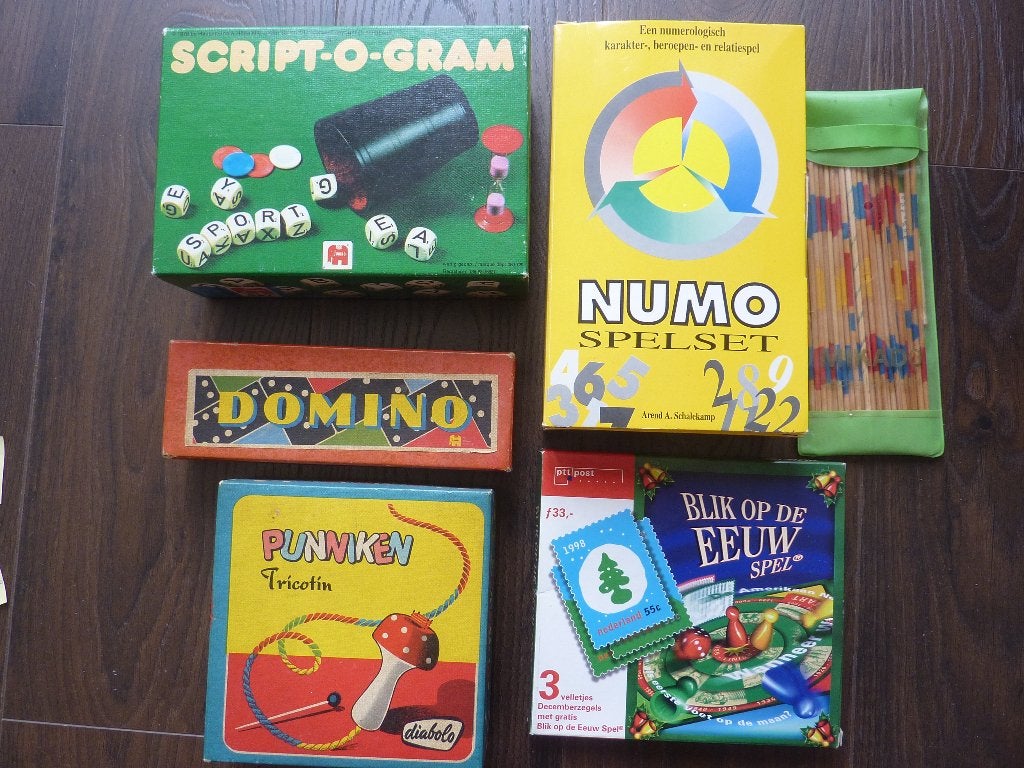 6 spellen Numo Punniken Domino Mikado Scriptogram Blik eeuw, Hobby en Vrije tijd, Gezelschapsspellen | Bordspellen, Gebruikt, Jumbo spellen