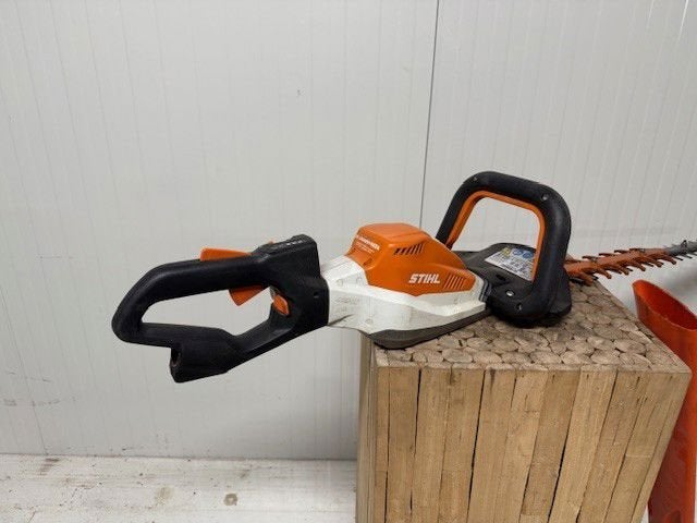 Stihl HSA 94 T accu heggenschaar 75 CM/ 30" 2022, Gebruikt, Stihl
