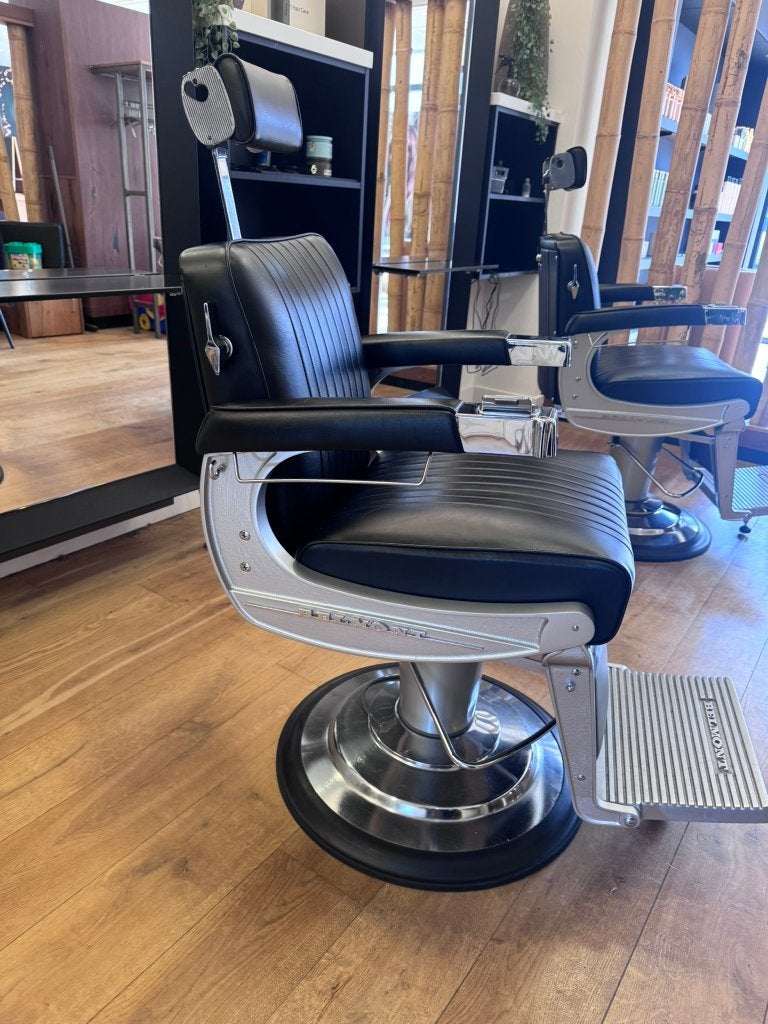 Belmont apollo barberchair Kapperstoel 2stuks, Ophalen, Twee, Zwart, Zo goed als nieuw