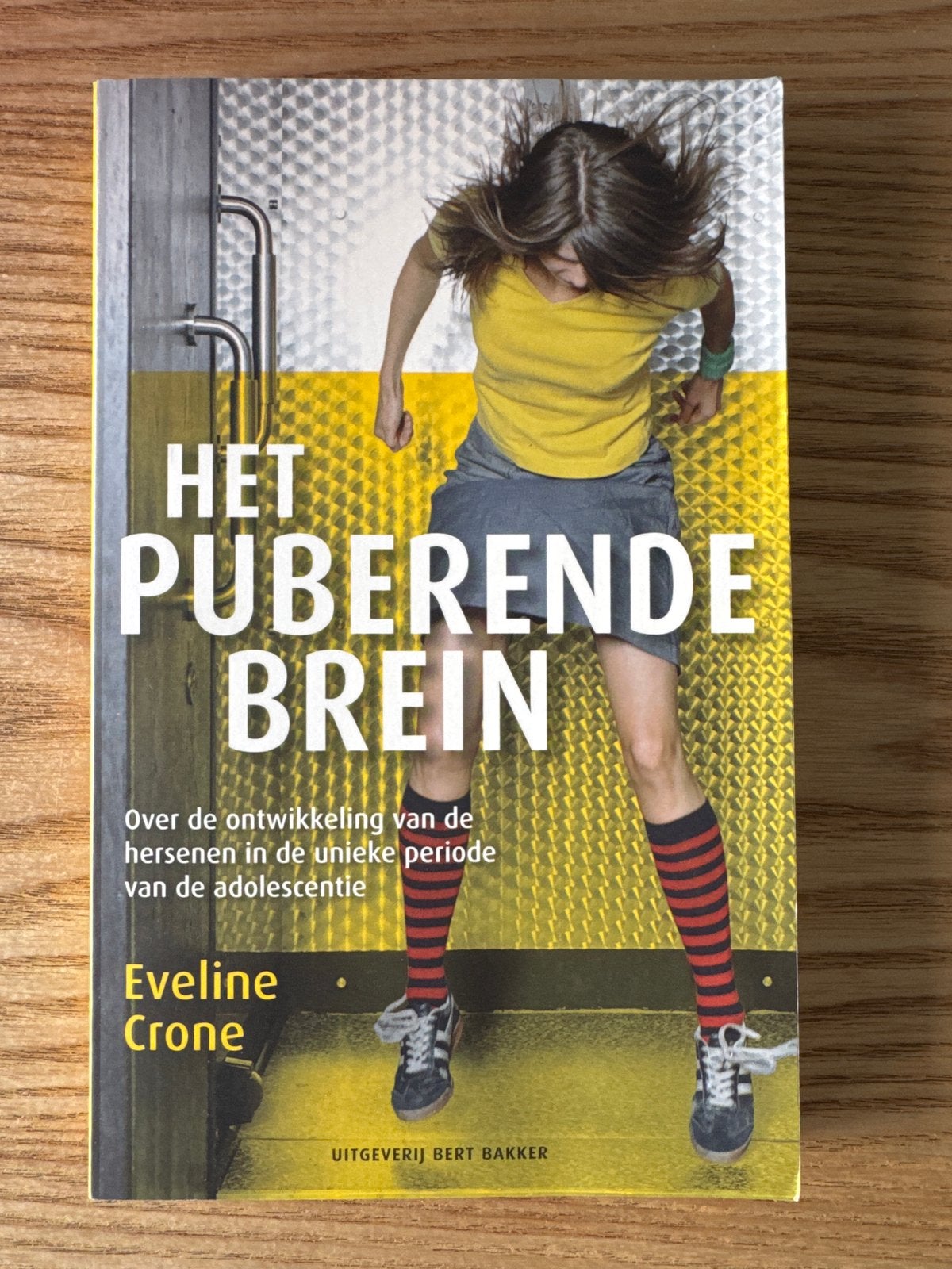 Het Puberende Brein - Eveline Crone (Zo goed als nieuw), Boeken, Ophalen of Verzenden, Zo goed als nieuw, Ontwikkelingspsychologie