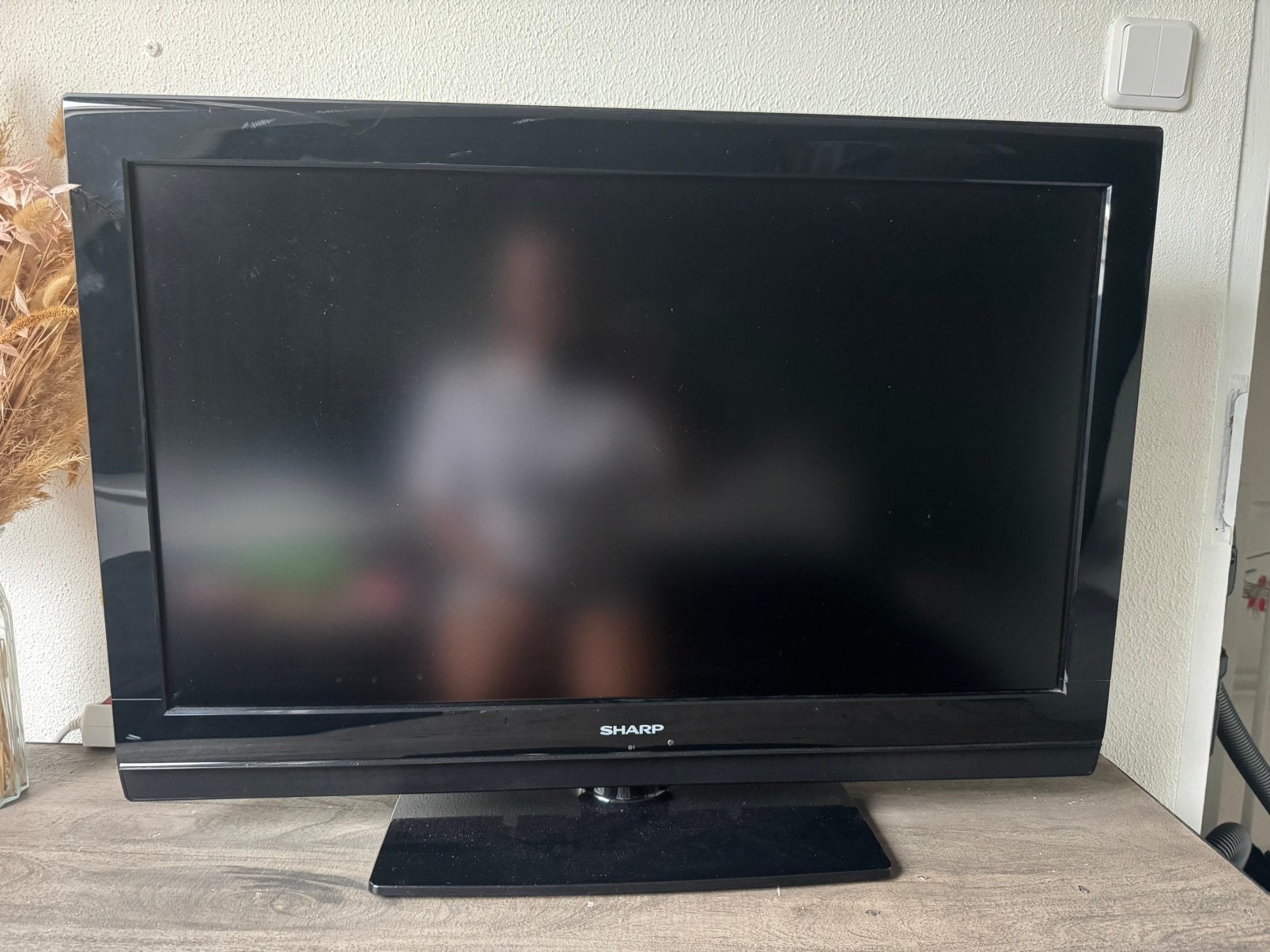 Televisie, Audio, Tv en Foto, Televisies, Ophalen, Zo goed als nieuw, 50 Hz, Sharp