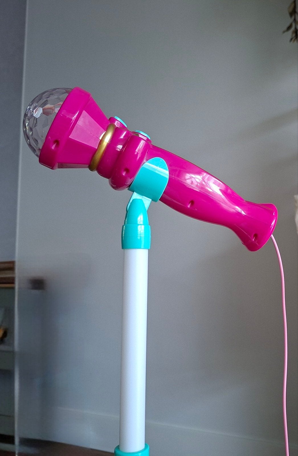 Microfoon met geluid, licht en bluetooth, Ophalen, Zo goed als nieuw, Met licht