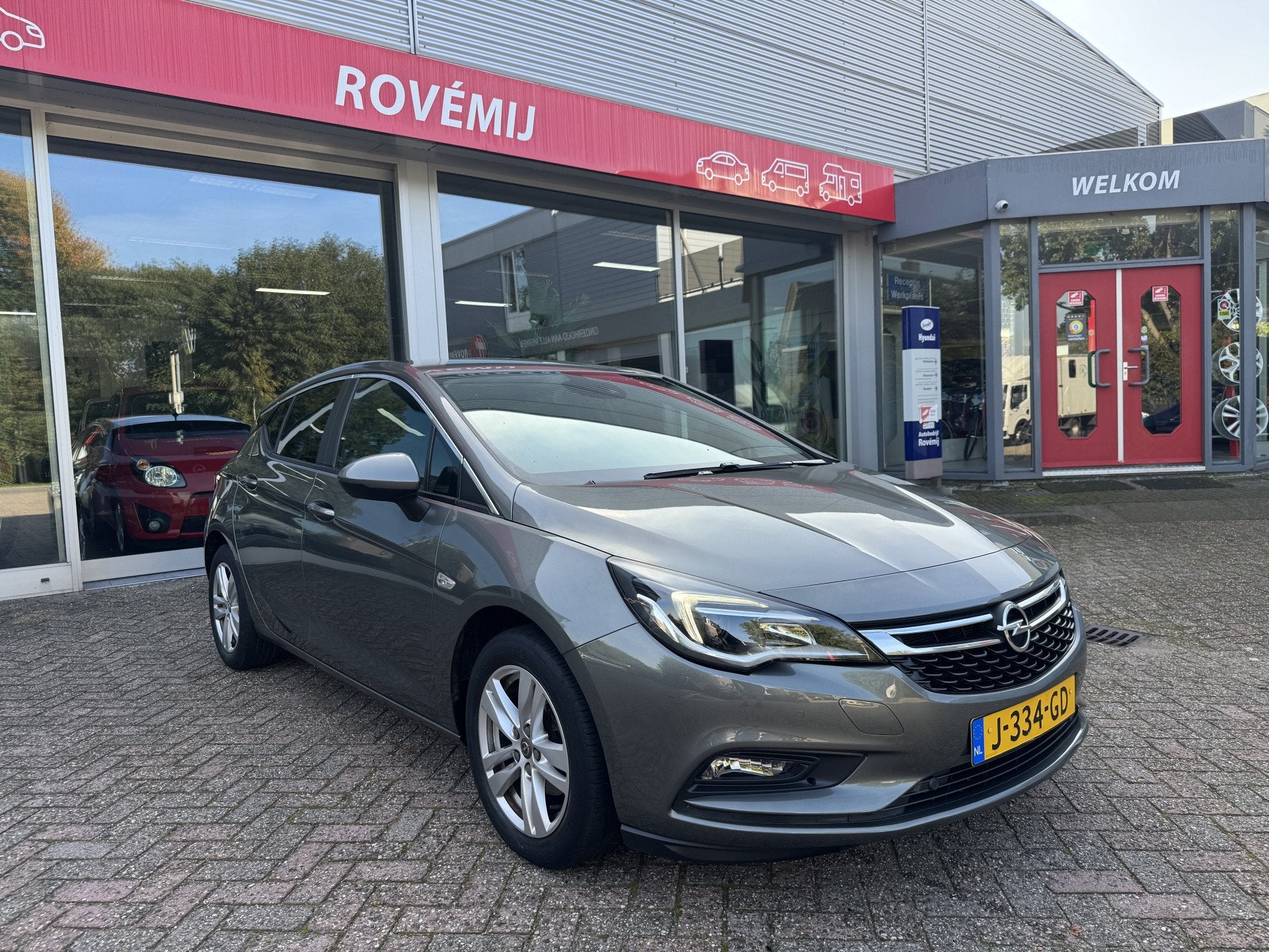 Opel Astra 1.4 Turbo Innovation AUTOMAAT, Carplay, Cruise, T, Auto's, Stof, Gebruikt, 620 kg, 57 €/maand