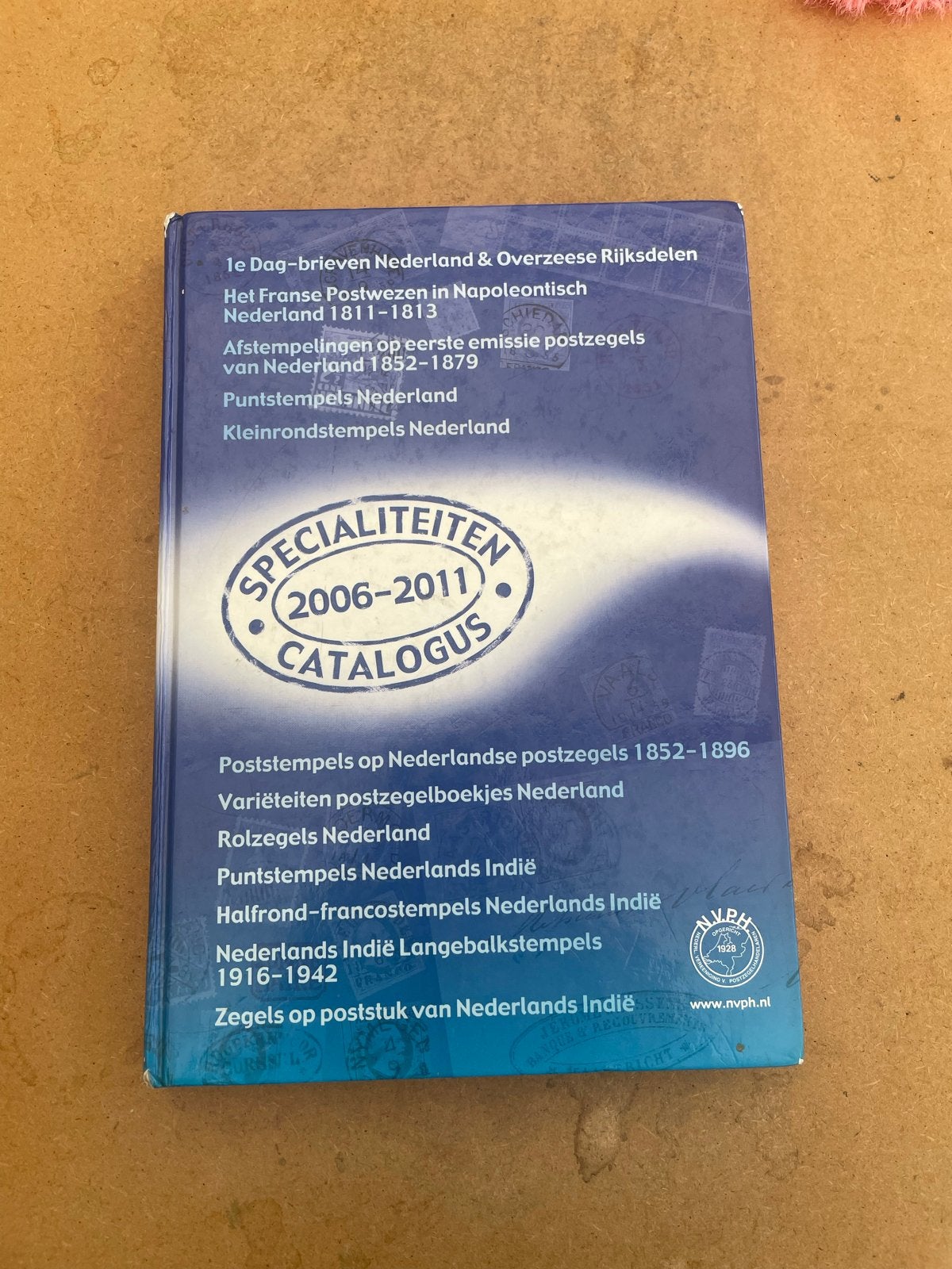 Specialiteitencatalogus Postzegels 2006-2011, Postzegels en Munten, Ophalen of Verzenden, Na 1940, Gestempeld
