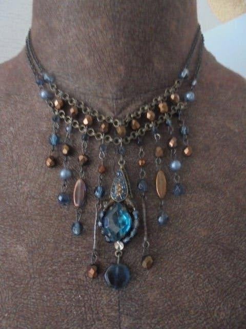 M.N ketting kristalachtige blauwe kralen, Overige materialen, Met kristal, Blauw, Nieuw