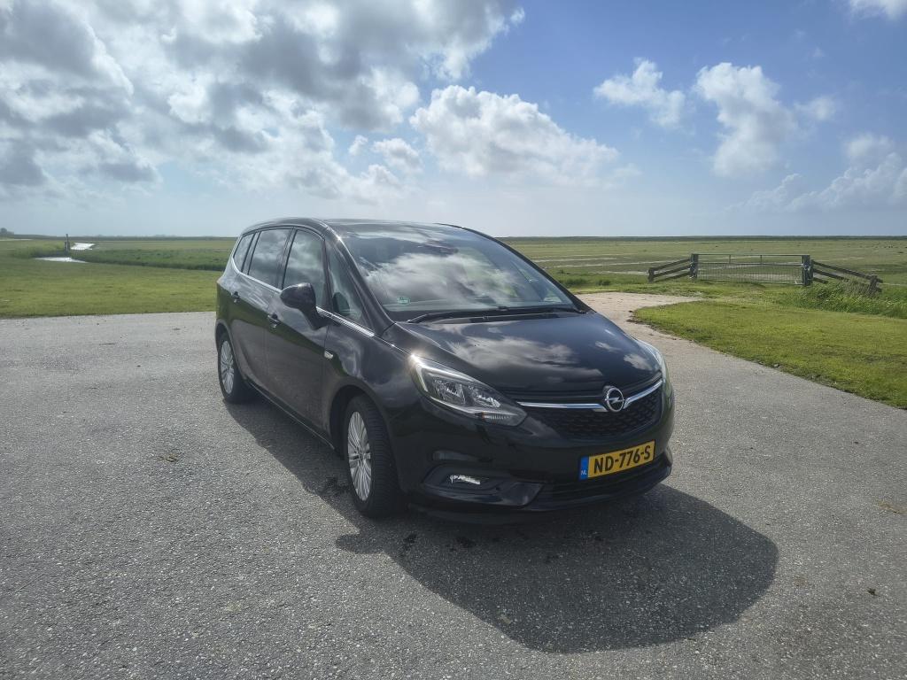 Opel Zafira 1.4T 103KW 2017 Zwart Business edition, Stof, 4 cilinders, 7 stoelen, Zwart